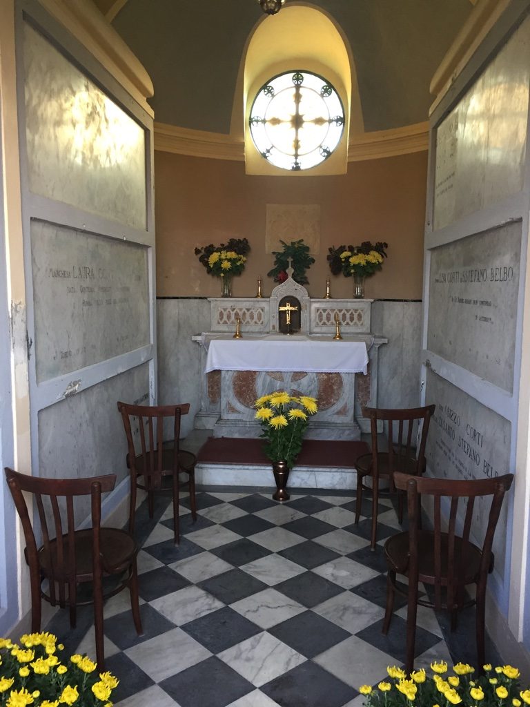 alfonso corti's tomb (3).jpg